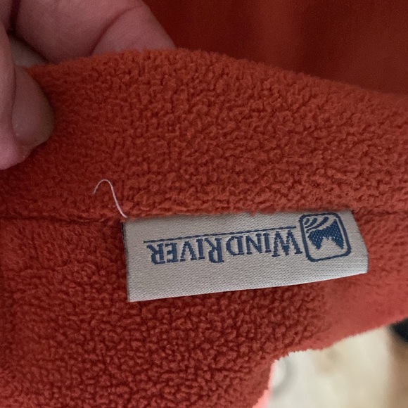 Wind river Men's Rust/Orange V-Neck Sweater - Picture 3 of 5